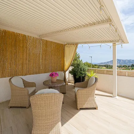 Casa Metro 4*