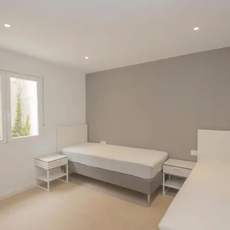 Casa Metro 4*
